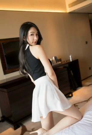 小茓流水了啦
